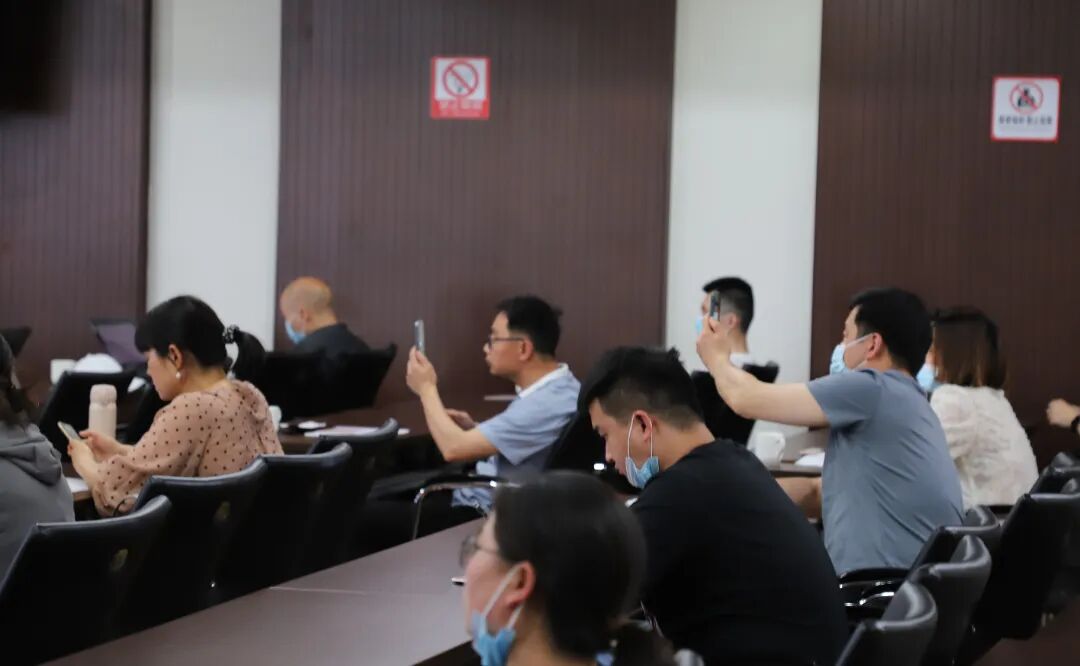 “稳外贸”我们在行动—— 慈溪市外贸服务中心滨海开发区（龙山）对接会召开(图10)