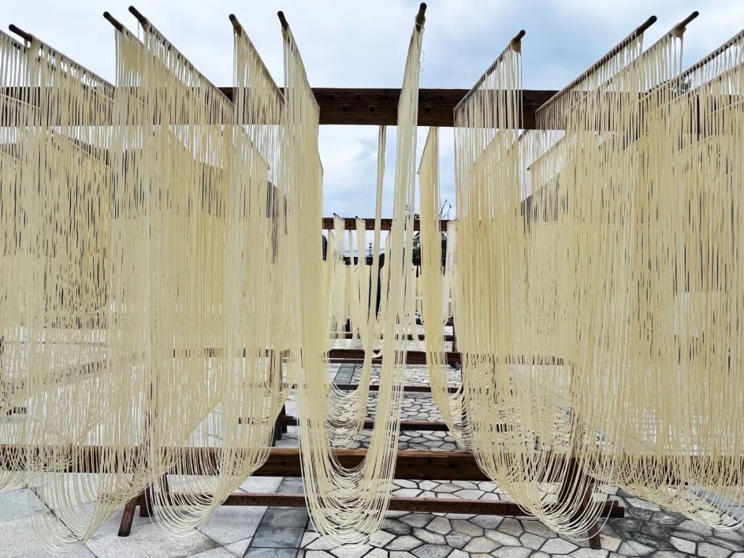 浙江省杭州市桐庐县新合乡引坑村晒面.王轶文 摄