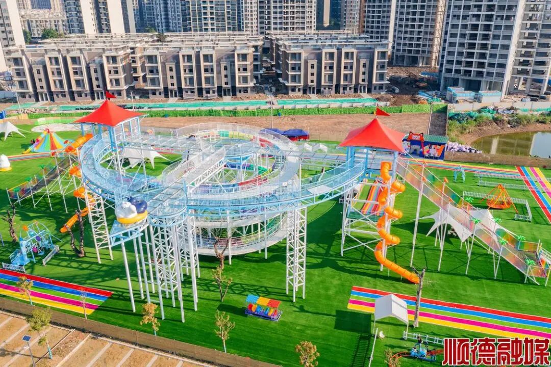 变化悄然而至,而又有着瞬间击穿灵魂的魔力.