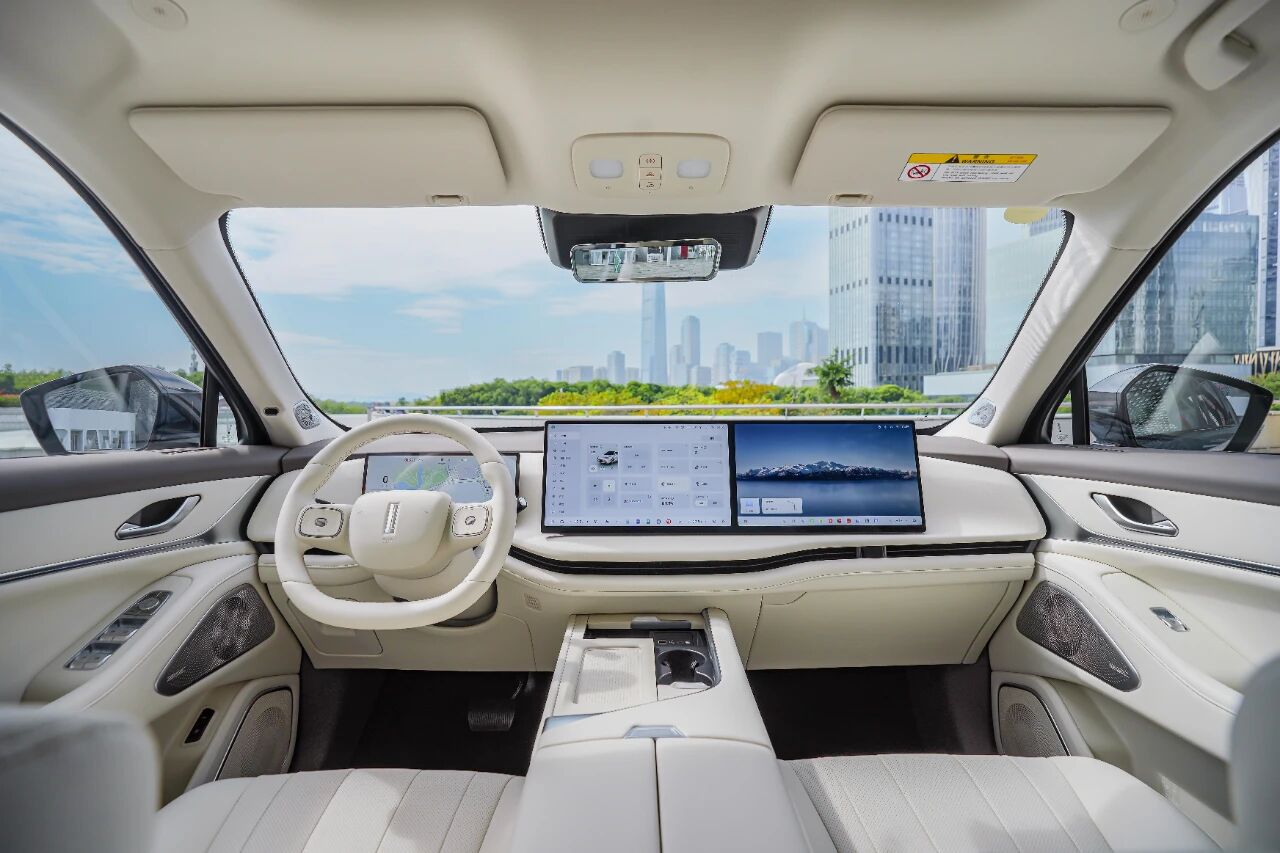 魏牌蓝山智能进阶版值不值？