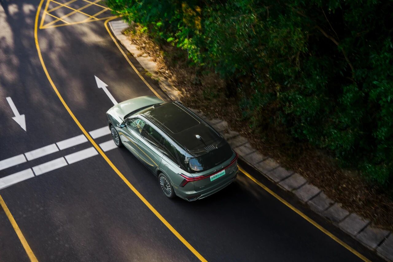 魏牌蓝山智能进阶版值不值？