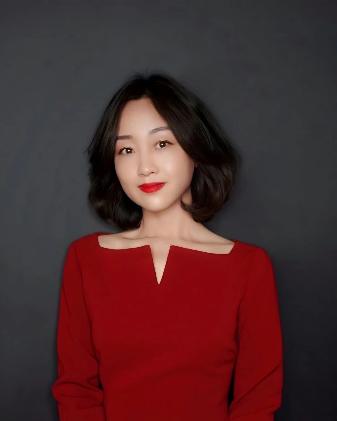 英雄勇攀新巅，奔驰满电赋能！2025 英雄联盟全球总决赛圆满收官