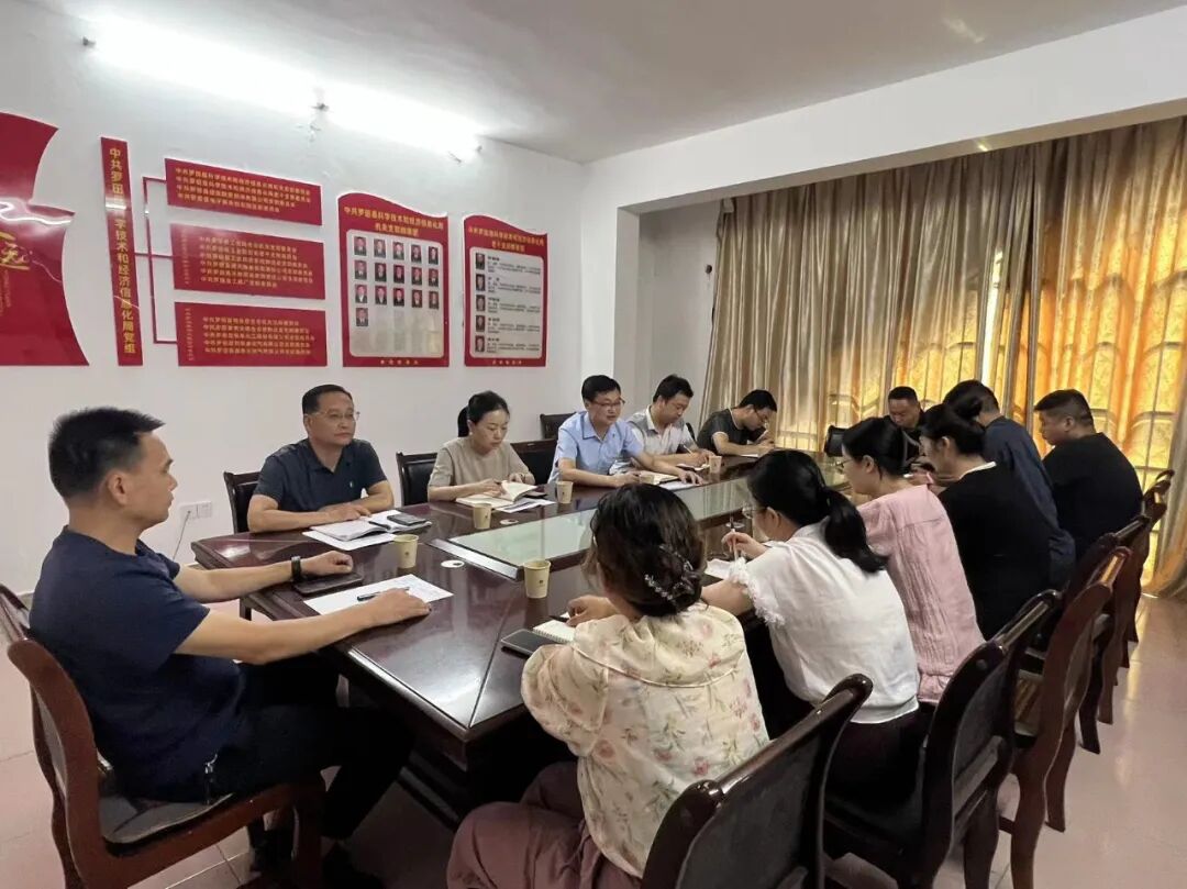 罗田县科经局精准服务企业找订单拓市场