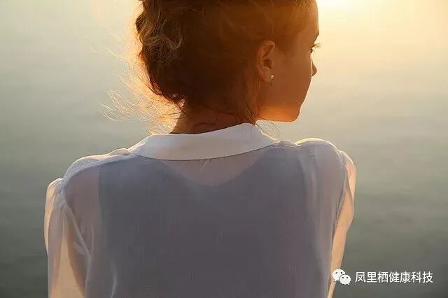 红光治疗怎么用LED光谱治疗仪---红光的妙用篇_https://www.jmylbn.com_新闻资讯_第6张