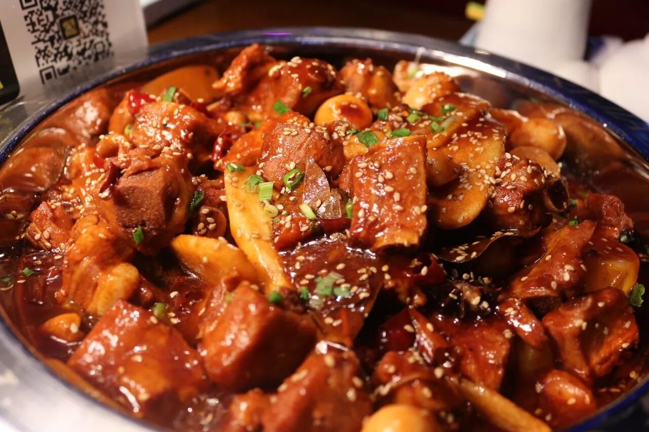 阿禧家肉蟹煲喊你吃螃蟹啦!50元代金券免费抢,无门槛使用!