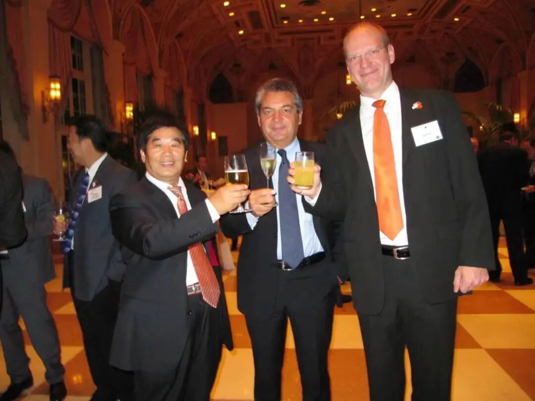 儲吉旺 | 我與外商喝酒的故事(圖2)