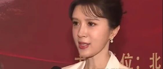 金巧巧说“千万不要乱动你的脸,原生就是最好的”