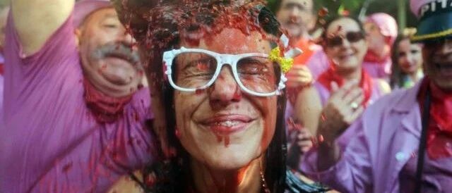 领导破你酒你该如何做？网友：取决你的工资【囧图时刻】