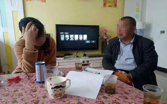 15歲女孩開學(xué)沒到校 竟是被父母拉去訂婚換彩禮錢