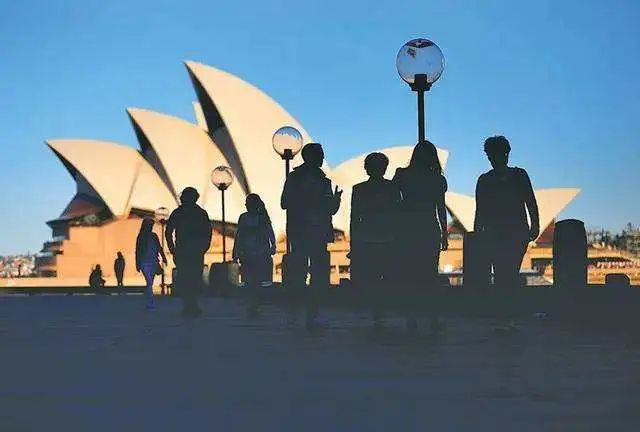 澳洲留学生上网课影响工作签证吗?移民局官方回复来了!
