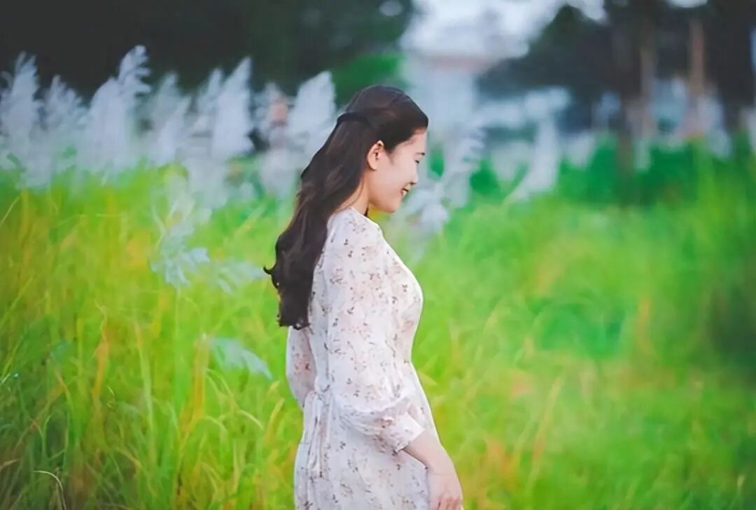 心里没你的人，就别去打扰了，没有意义