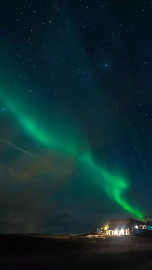 分享壁纸 星空iphone壁纸 璀璨的银河 梦幻的星轨 科技威壹 微信公众号文章阅读 Wemp