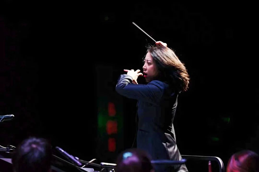 世界华人女指挥之声——高嵩