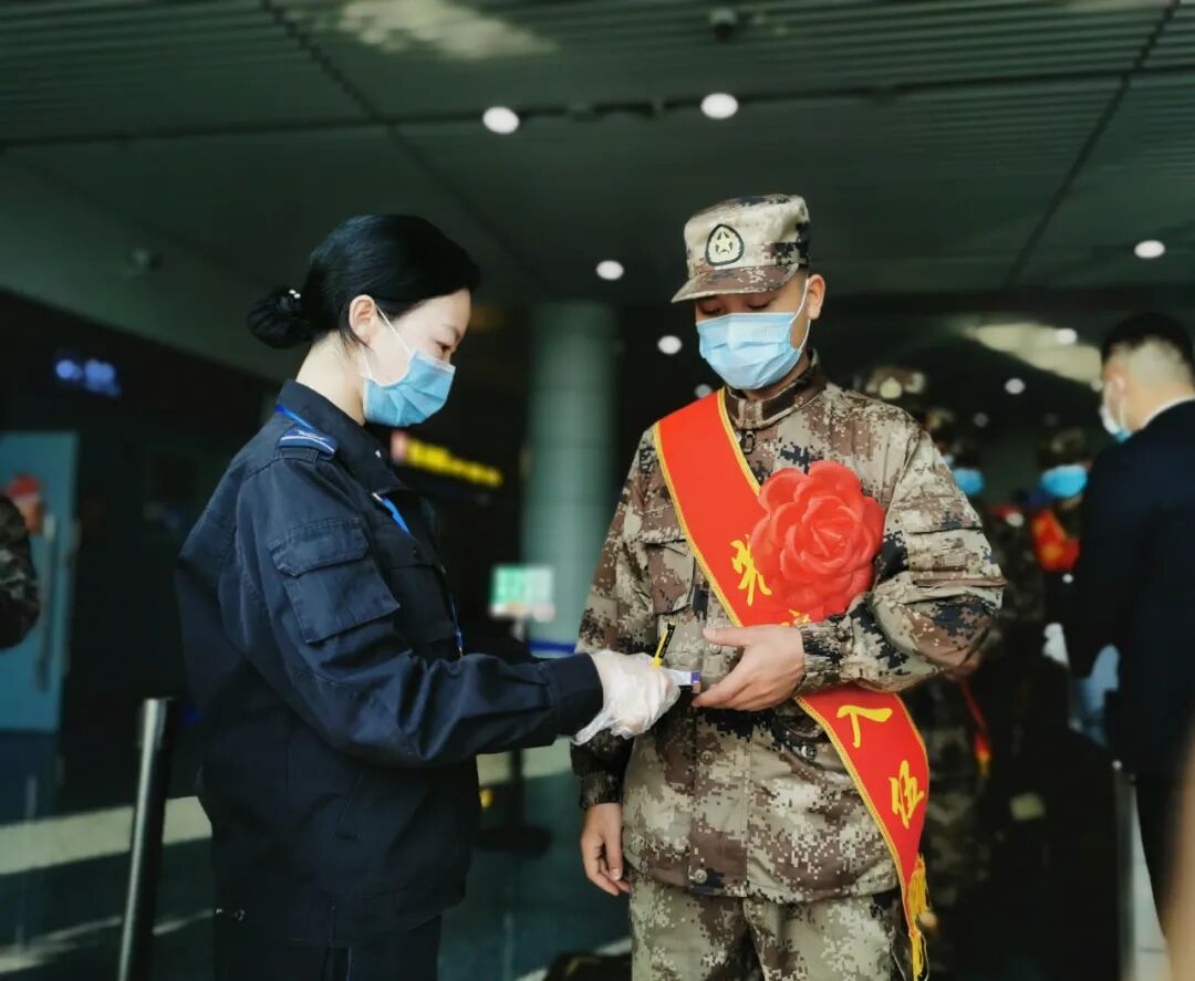 ǭ������103�������±��˷ɻ�������Ӫ