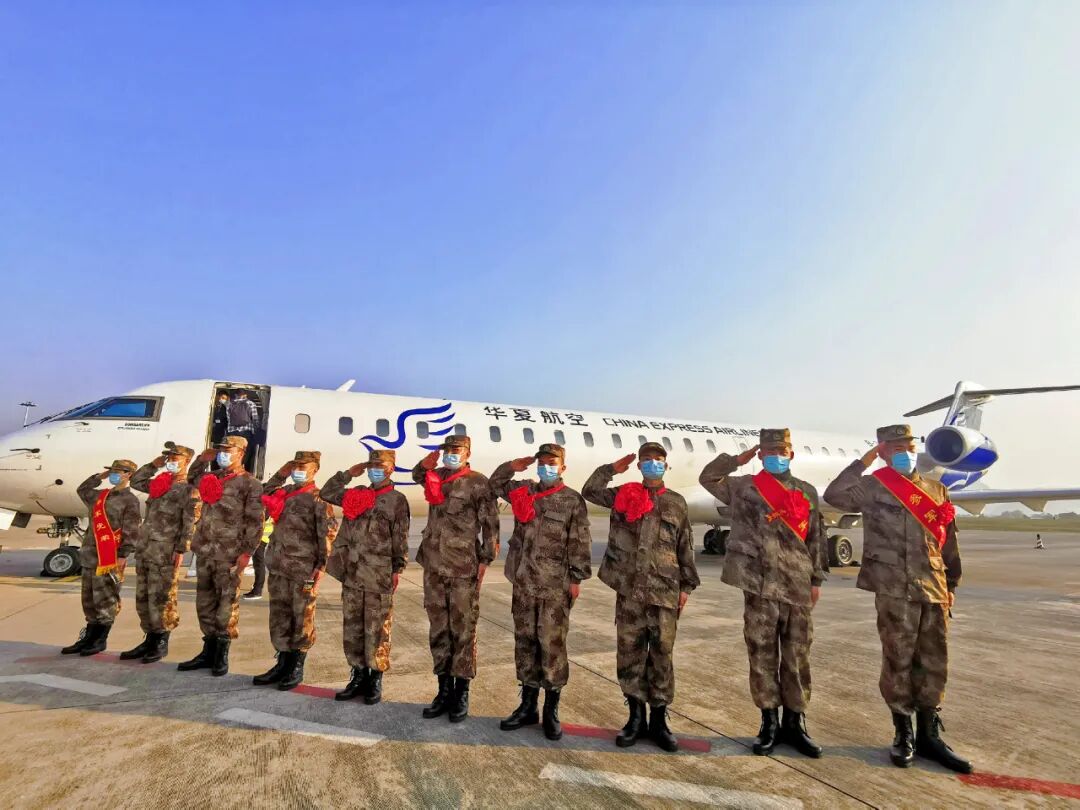 ǭ������103�������±��˷ɻ�������Ӫ