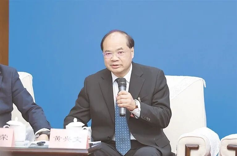 聚焦两会│全国人大代表黄兴文发挥旅游资源优势为乡村振兴加油