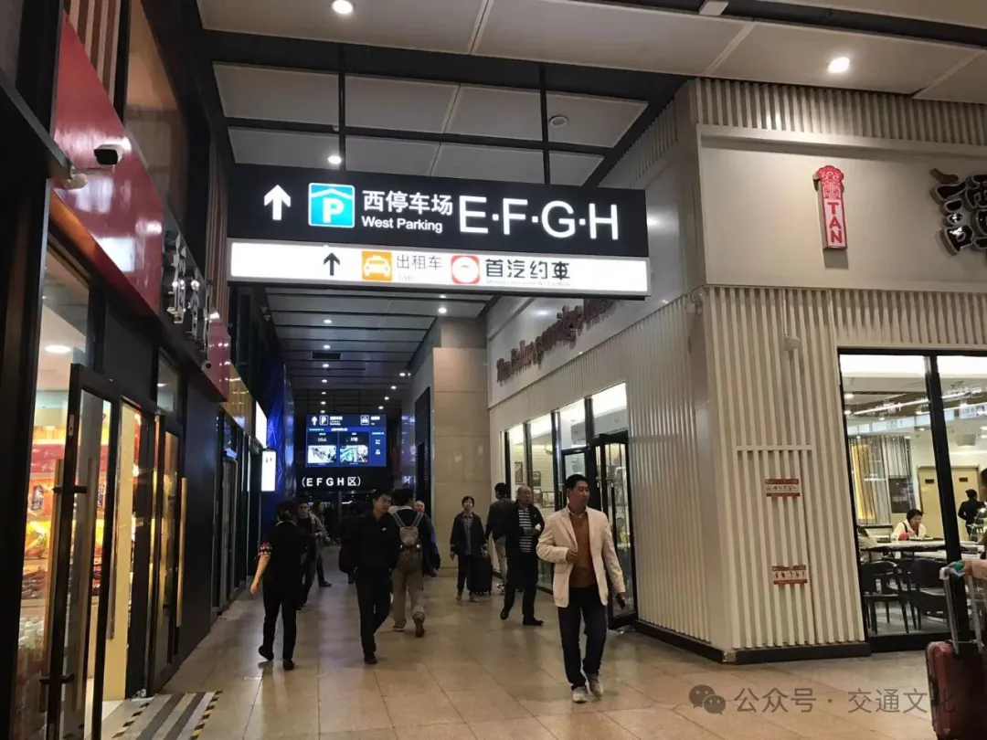 不看后悔(2024海角最新回家路线免费)2024海角最新回家路线网站,2024年春运“的哥的姐拜大年·温暖回家路”在京发车(中),2024海角最新回家路,看片,插图4 不看后悔(2024海角最新回家路线免费)2024海角最新回家路线网站,2024年春运“的哥的姐拜大年·温暖回家路”在京发车(中),2024海角最新回家路,看片,插图4