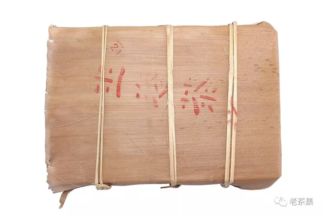 老茶档案：勐海茶厂2003年班章生态青砖1000克（大白菜系列）