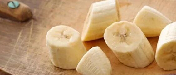 香蕉+蜂蜜 每天吃点它，三天瘦十斤，效果惊人！再不看就晚了~