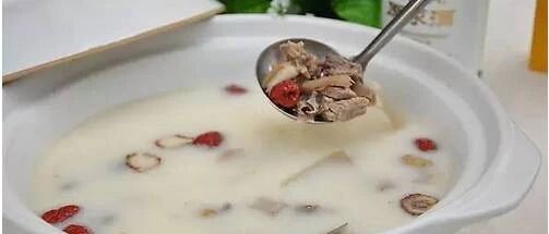 女人每天吃此物 不到一个月 肤嫩滴出水 腰瘦腿变细！