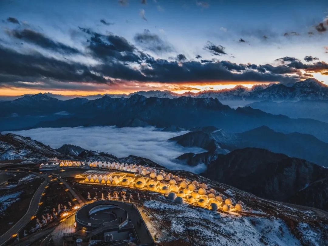 四川牛背山是一座怎样的山