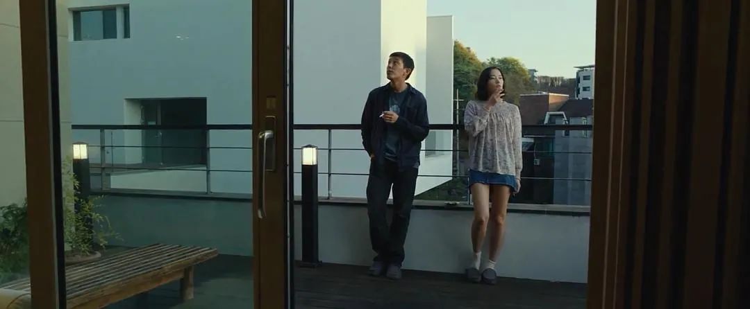 在“爱无能”的时代里，仍然想爱的人们