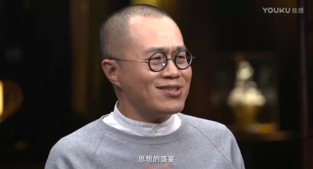 英文保持微笑怎么说_保持微笑的英文_保持微笑的简短句子英文