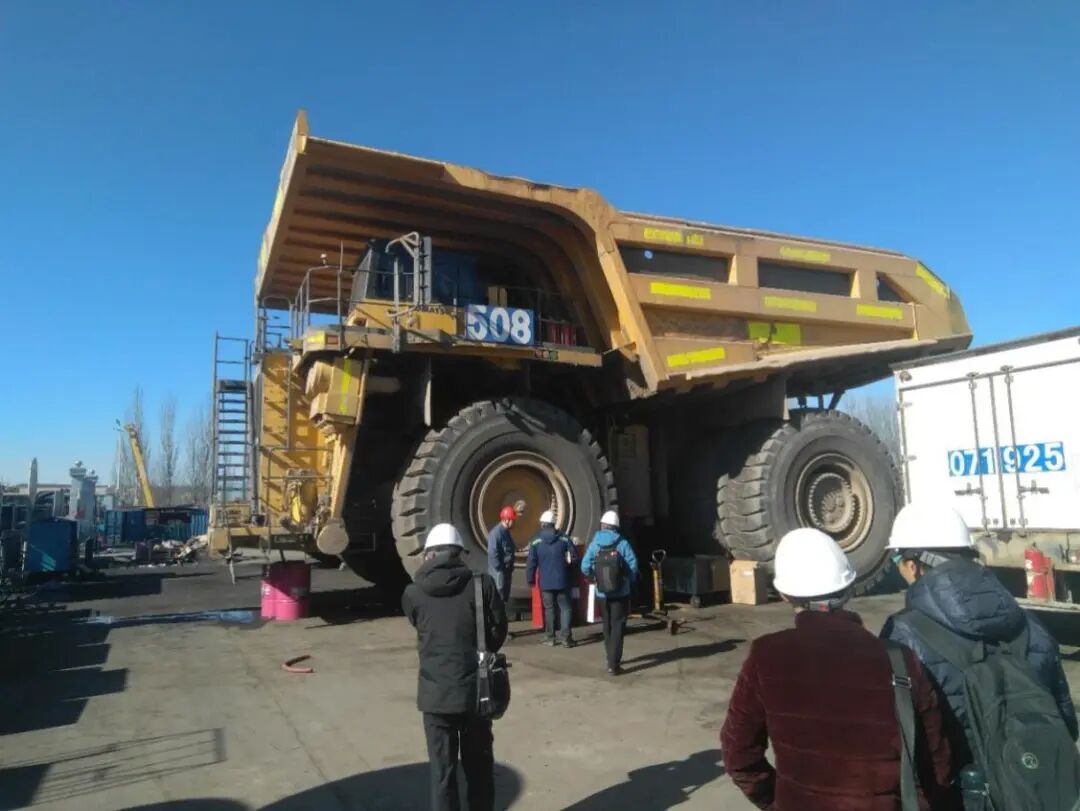 亚洲精品久久久久中文字幕二区