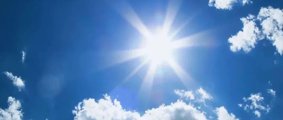 科研新发现|大规模研究表明，睡眠不好、情绪低落？你该出门晒晒太阳了