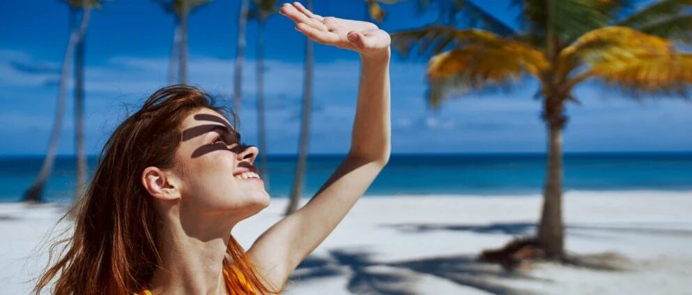 科研新发现|秋天依然要防晒！中午在户外晒10分钟，足以引发皮肤癌变“前奏”