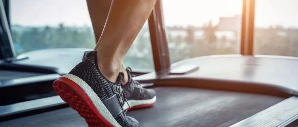 科研新发现|久坐不动，与抑郁、焦虑感增加有关，加强锻炼能够改善这些症状