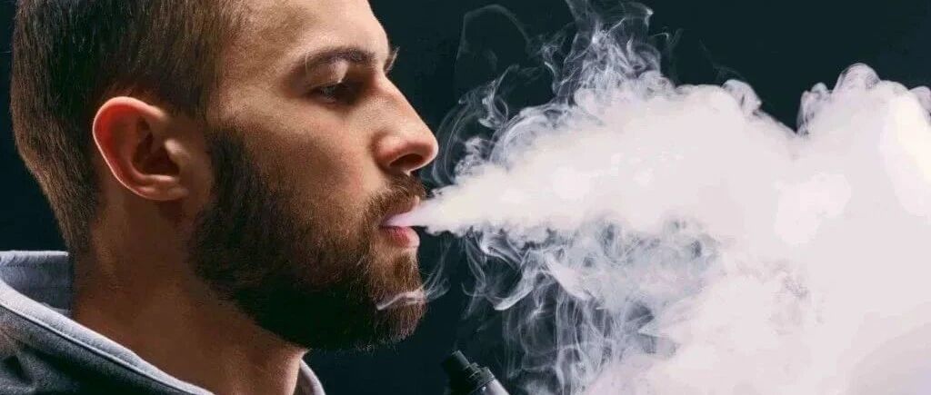 科研新发现|JAMA子刊：电子烟只吸一次就会增加多种疾病风险