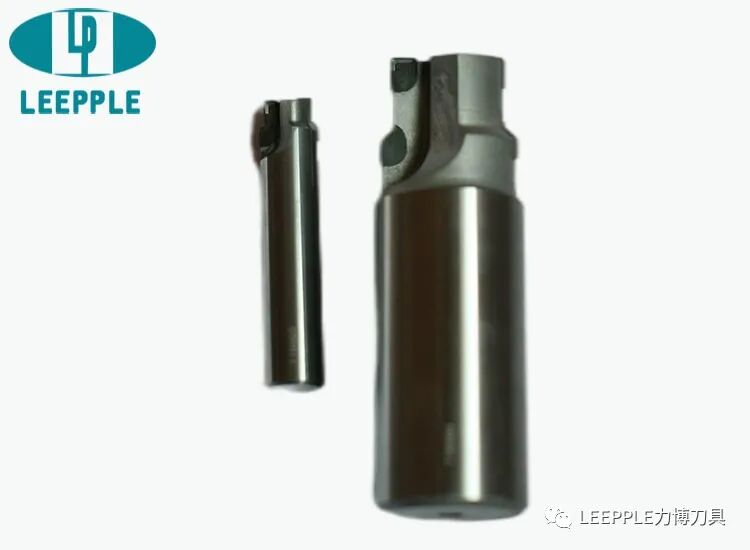 沉头孔专用刀断屑槽设计