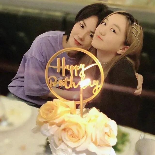 王菲女儿最新照片震惊网友：14岁李嫣，现在的样子你根本想象不到（组图） - 1