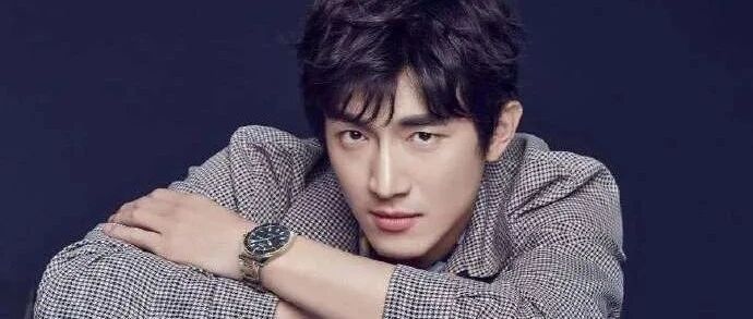 “林更新和美女搂抱亲吻被拍？新恋情曝光！”笑死了，无人塌房！