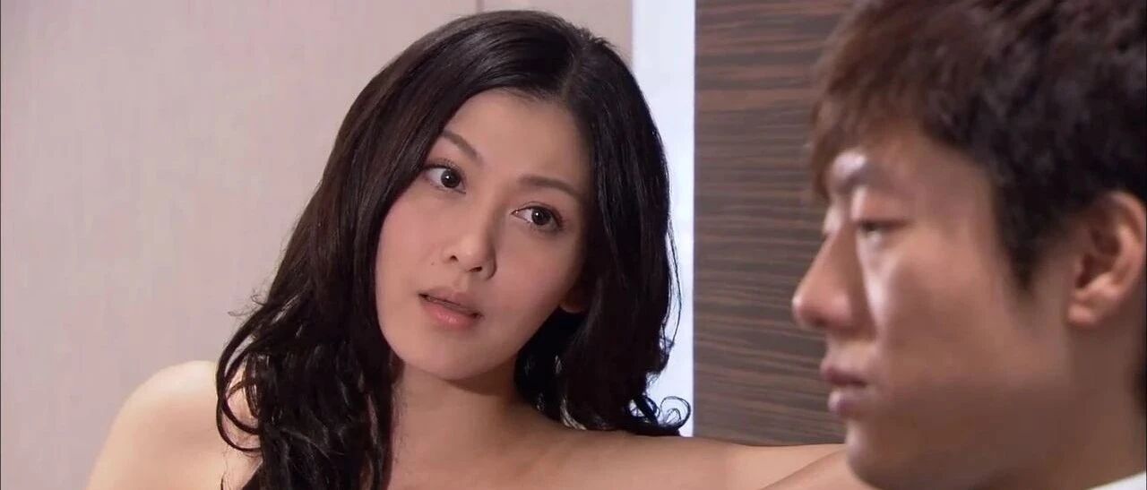拒演《回家的诱惑》“小三”一角，唐一菲主动退赛引热议，节目组太会玩？