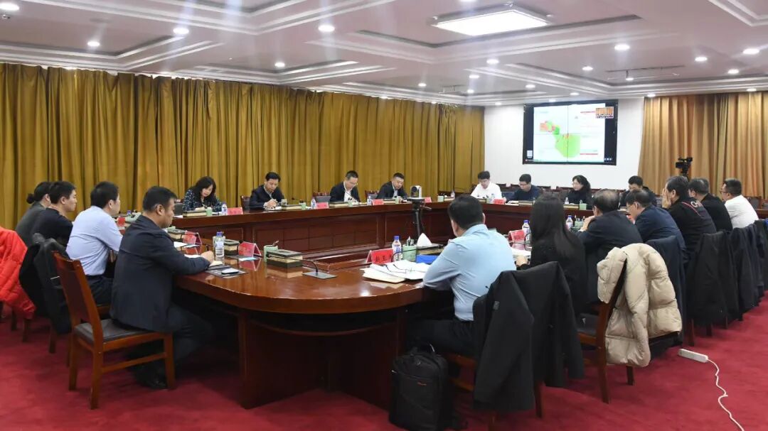 我市召开冰雪装备产业园暨冰雪装备测试基地项目专家评估论证会