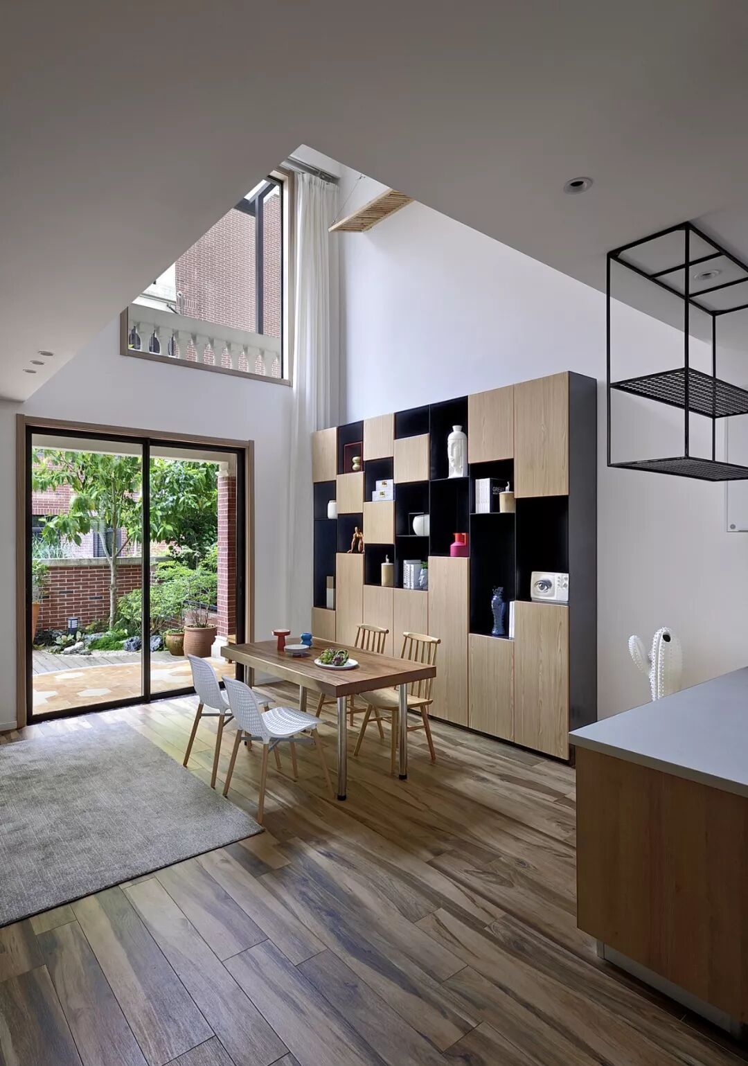 純木地板價(jià)格_純木質(zhì)的屏風(fēng)價(jià)格圖片_木臣一品地板價(jià)格