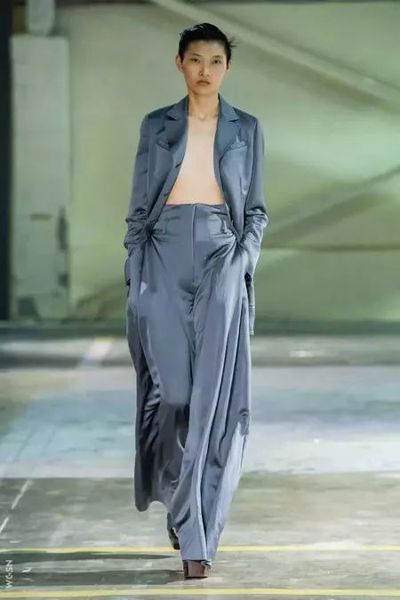 2020春夏最美10大流行色彩,我被第3个圈粉啦!(图30)