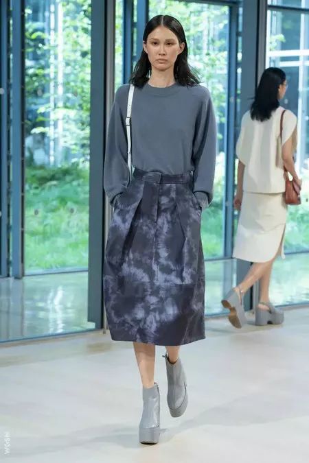 2020春夏最美10大流行色彩,我被第3个圈粉啦!(图31)
