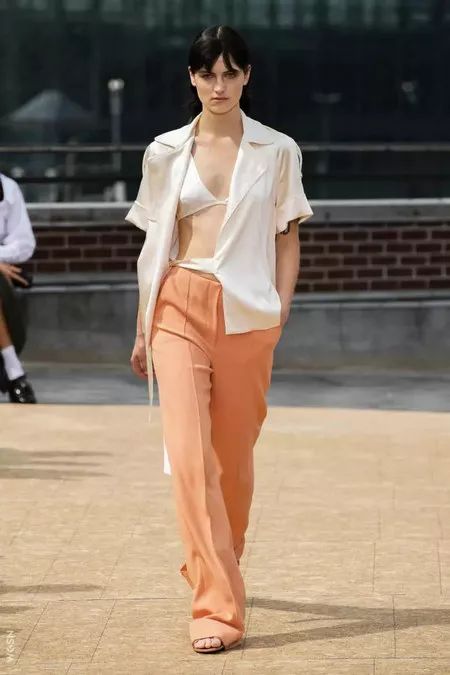 2020春夏最美10大流行色彩,我被第3个圈粉啦!(图35)