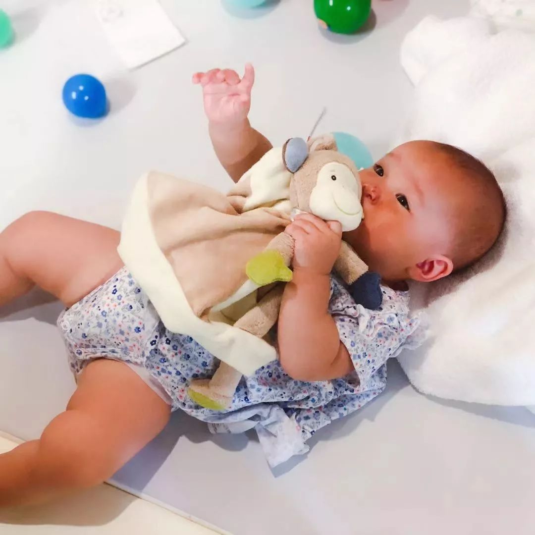 團|安撫寶寶的好物-費恩Fehn、Kaloo安撫巾，安全精致寶寶接受度高 未分類 第16張