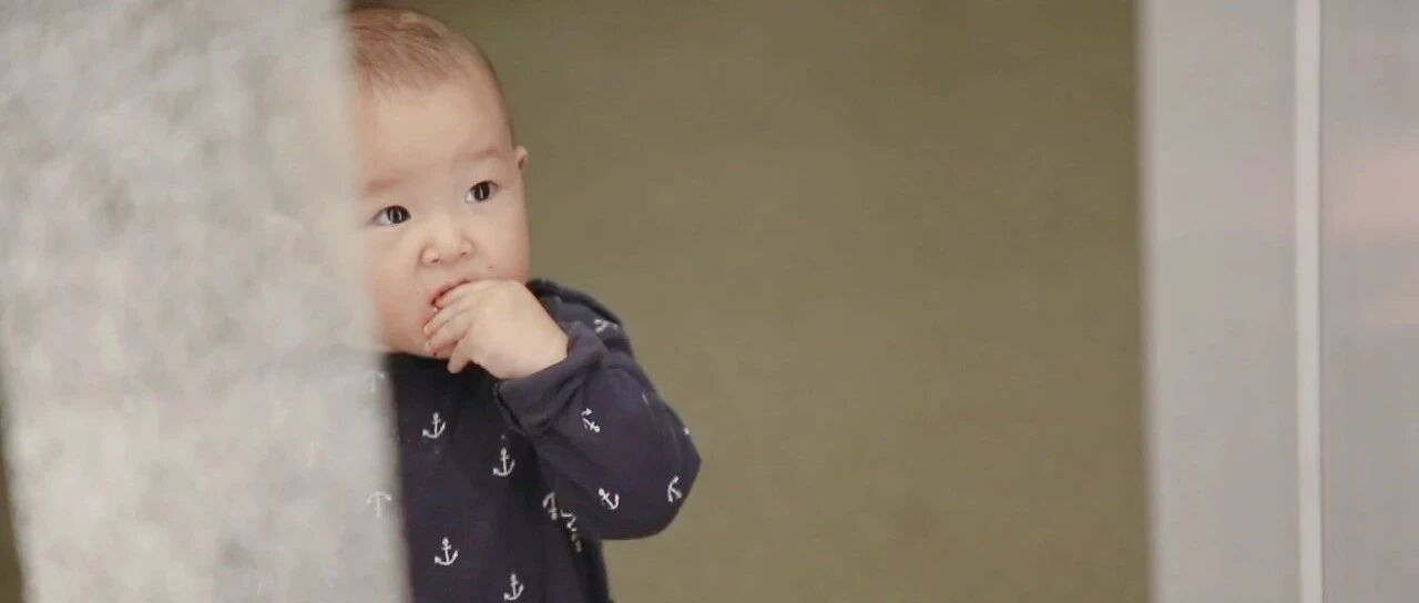 宝宝粘人又易哭，面对宝宝分离焦虑期，4个方法帮忙缓解！