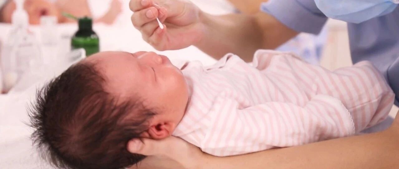 宝宝鼻腔长时间不清理会影响呼吸，这几个清洁要点要牢记