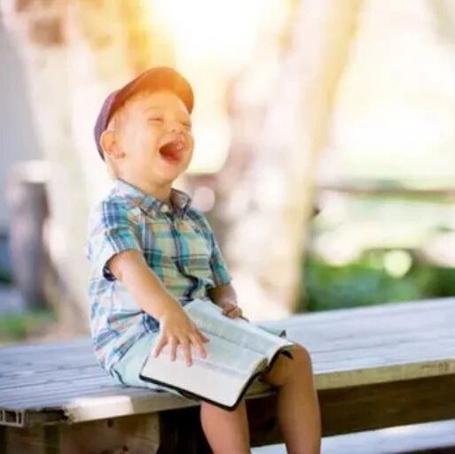 ​小学生作文《怀孕》火了，老师评论满分，笑完一声叹息