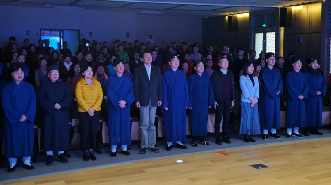 上海慈爱公益基金会2019年优秀志愿者表彰与培训活动圆满举行 上海慈爱公益基金会2019年优秀志愿者表彰与培训活动圆满举行