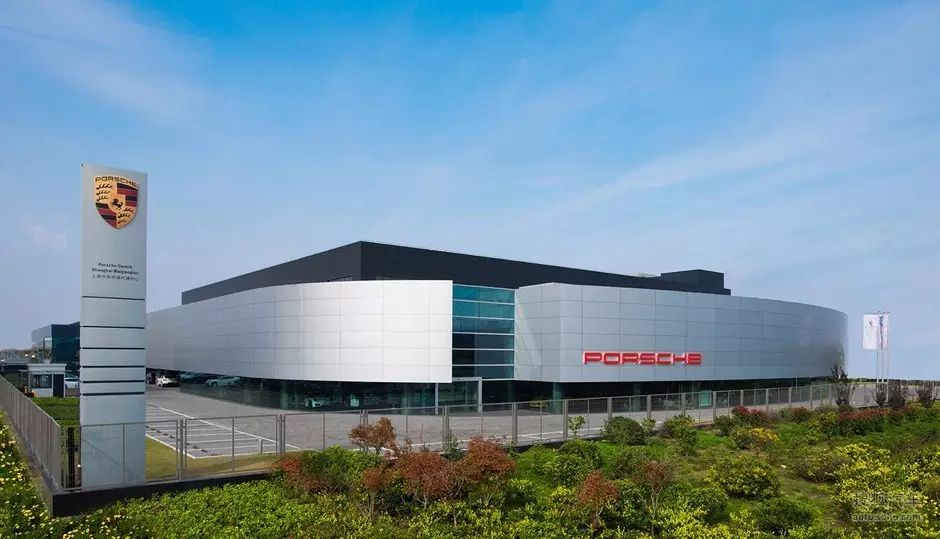 全新panamera登陆上海,保时捷2017销量有望再创新高