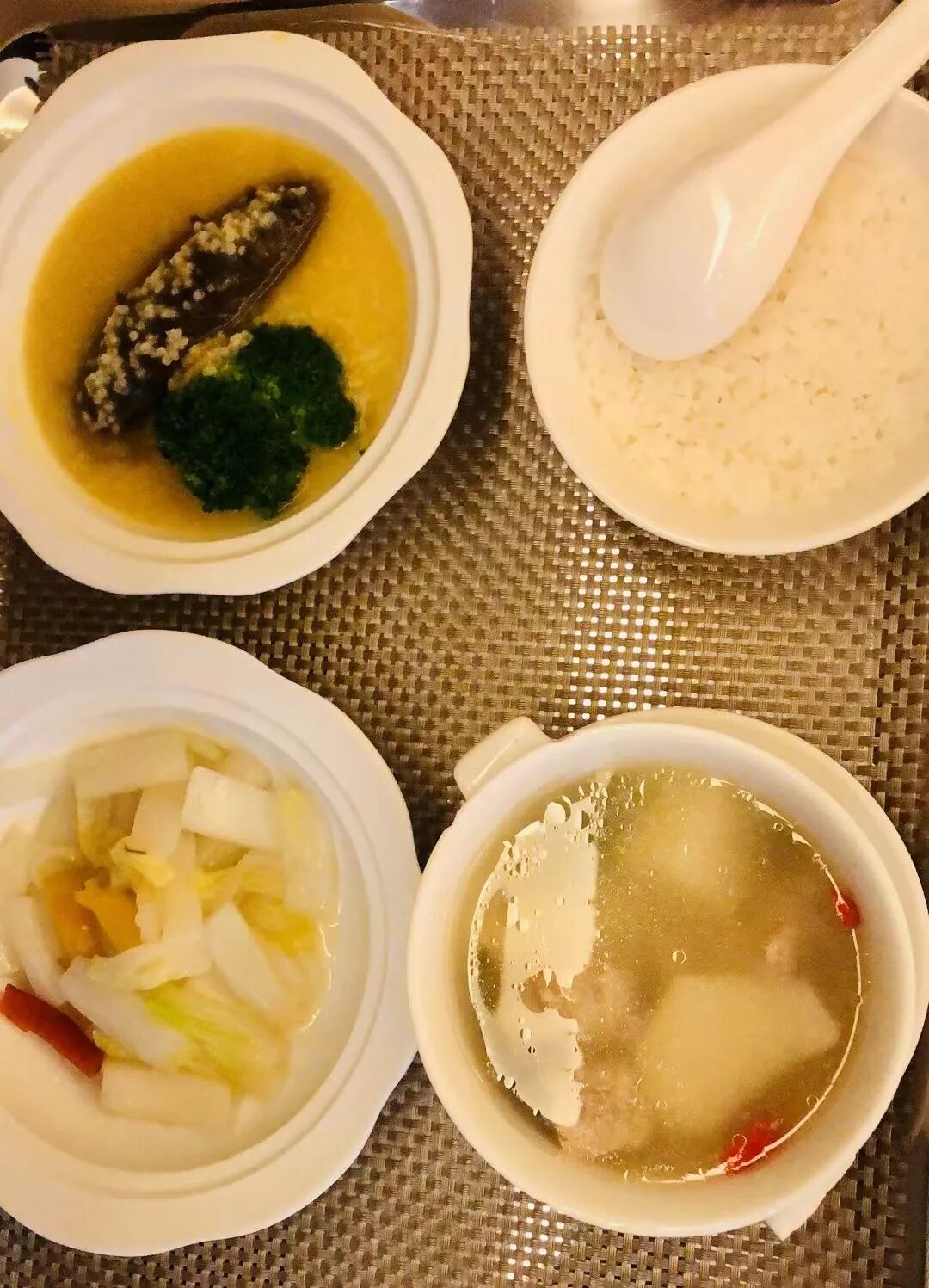 月子中心做什么工作_做月子中心_月子中心做月子多少价格一个月