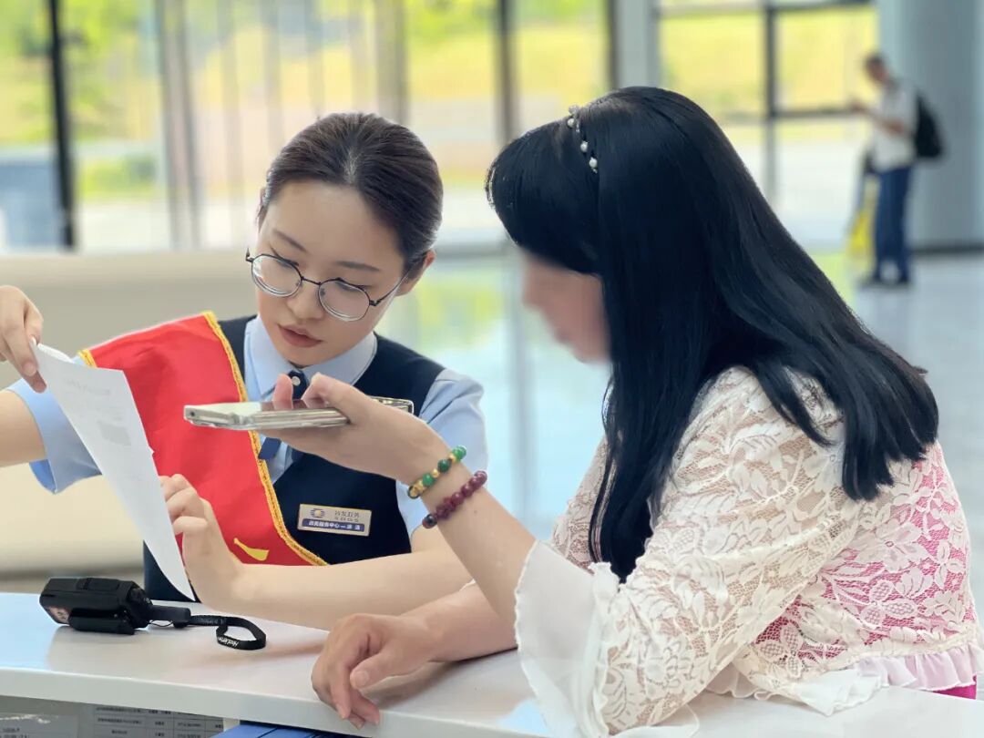 转发 | 208项高频事项“秒懂”办，特发政务助赤壁“高效办成一件事”获湖北日报报道