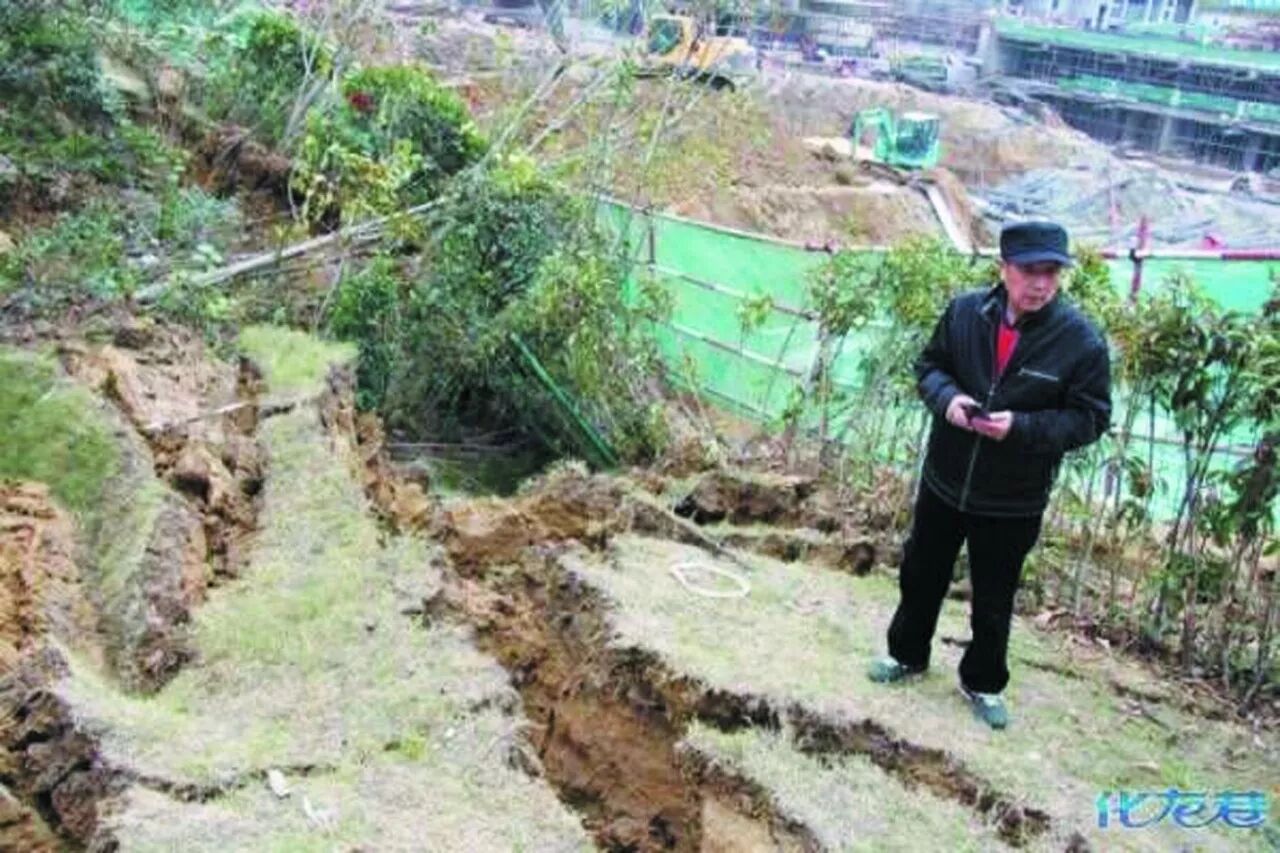 常州一小区:房子还在建,工地竟然坍了!你还敢住么?